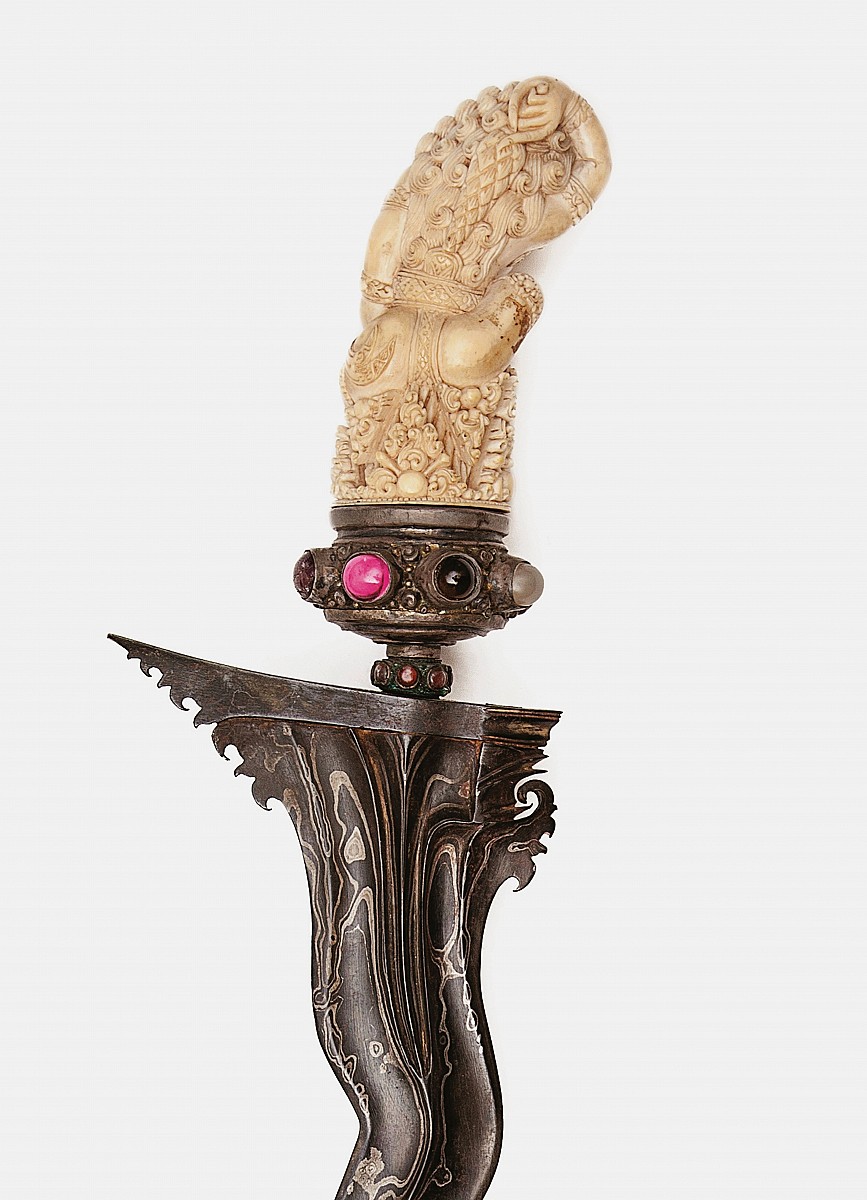 Dagger and Antique Weapons for Sale