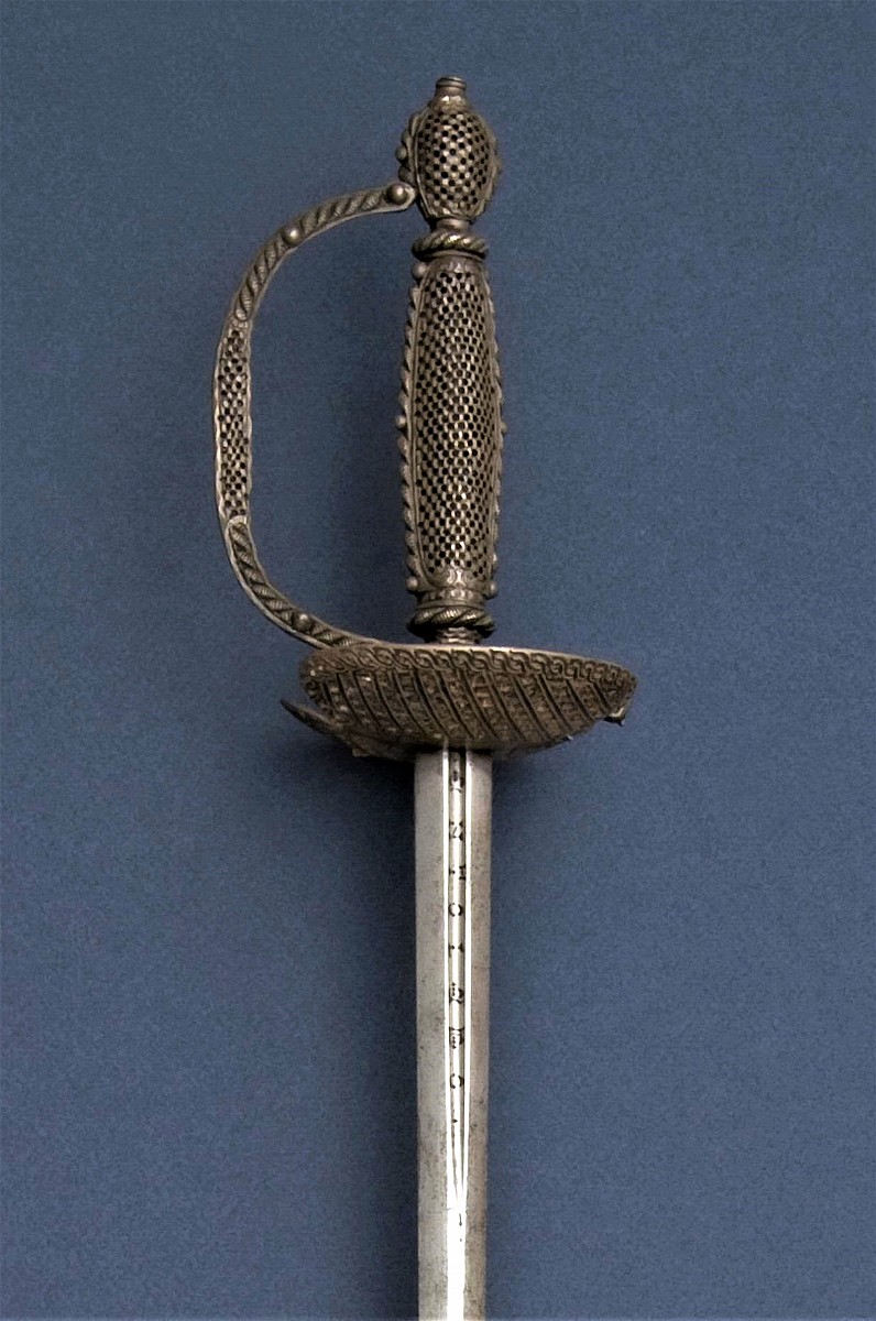A dress small sword